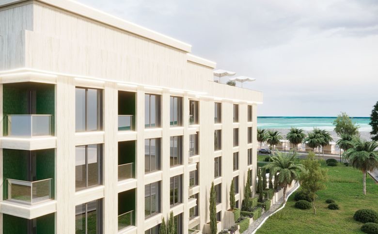 Biarritz Club Residence — Угловой ракурс с террасы верхнего этажа — видно открытое мор