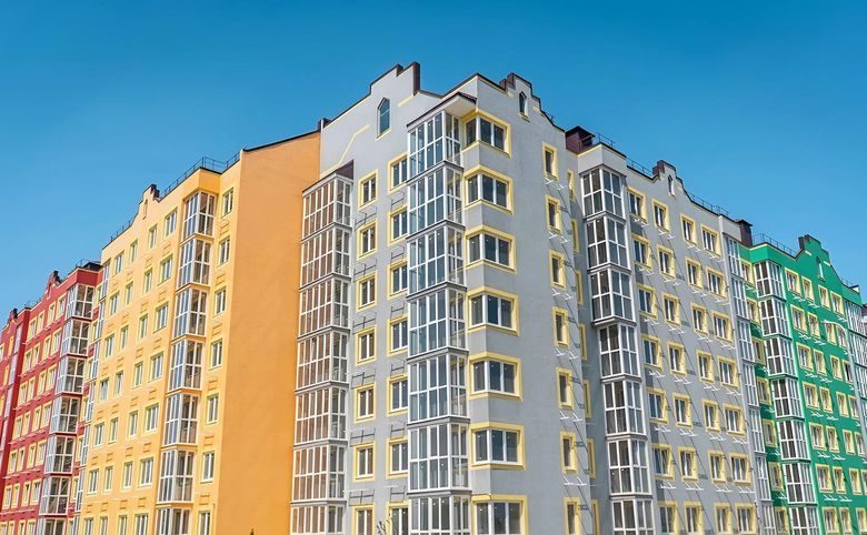 Европа-Сити — Разноцветные фасады корпусов — комбинированная штукатурка ве