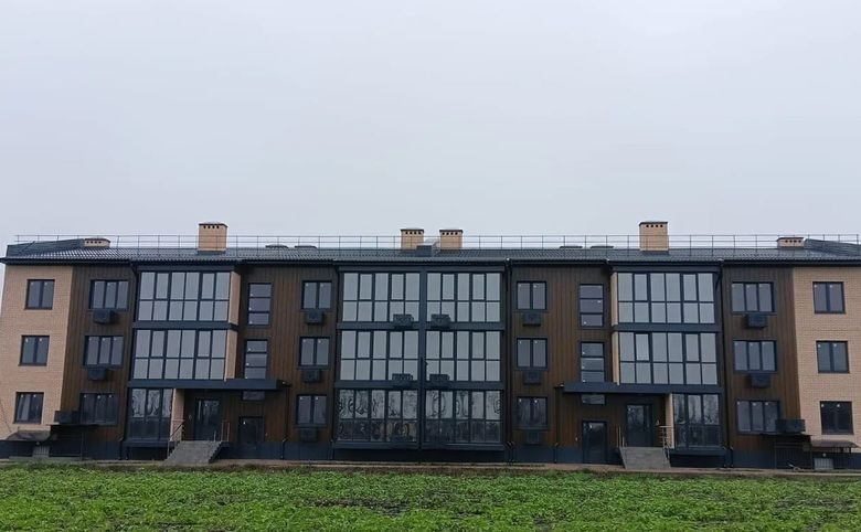 Nova Vita — Три подъезда одного корпуса на переднем плане — вот что вы п