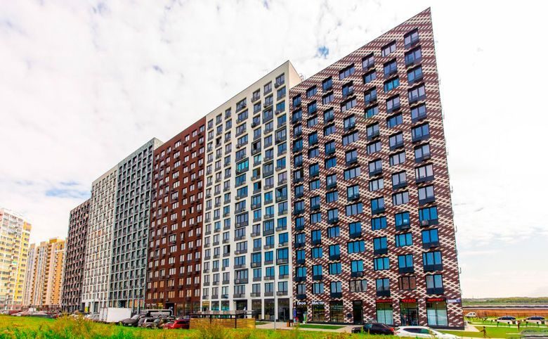 У реки.Эко Видное 2.0 — Разные фасады по корпусам — кирпичный, панельный с узором и