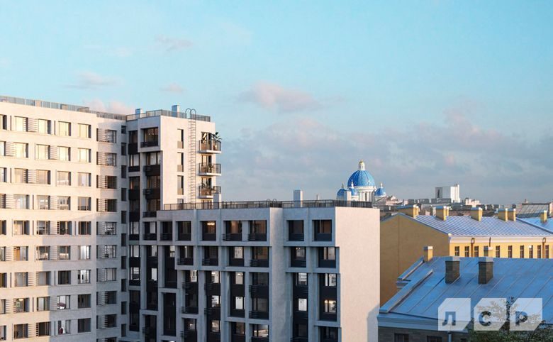 Измайловский — Вид с верхних этажей: купол Троицкого собора и крыши старого