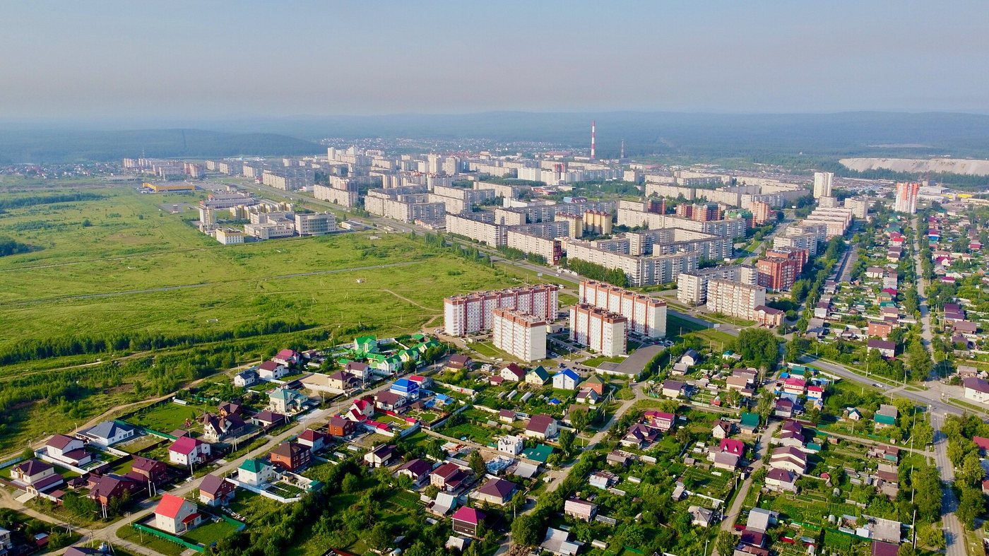 Микрорайон Новая Гальянка в Нижнем Тагиле, аэрофото 2022 года (подпись автора на Commons). ЖК «Александровский» строится на Гальянке. На фото район, самого дома нет.